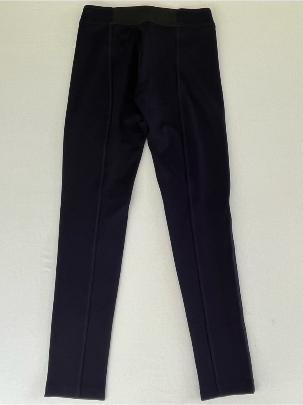 TAHARI Woman’s Dark Purple Elastic Stretch Leggings Pull On Pants size 2 NEW
